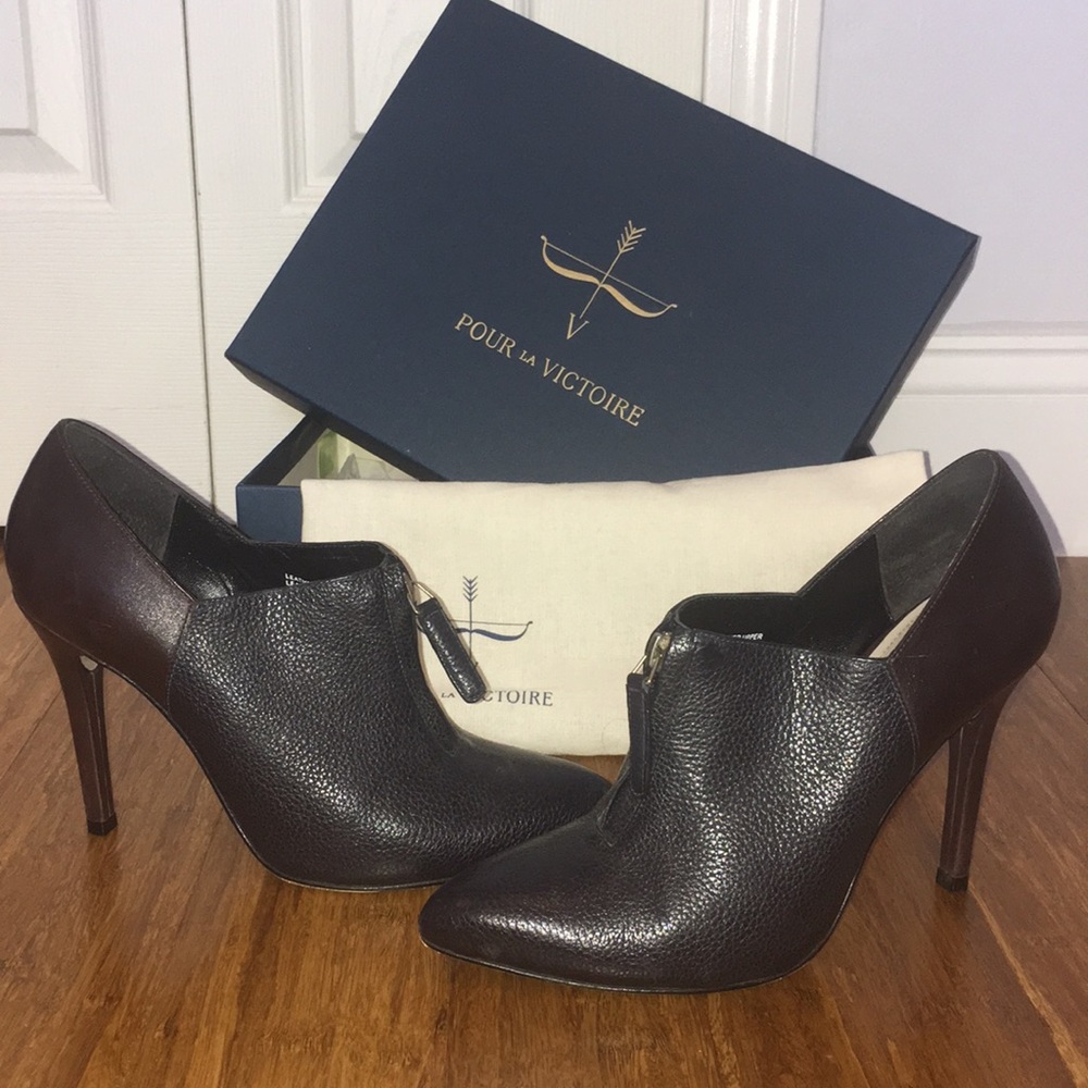 Pour la Victoire Booties